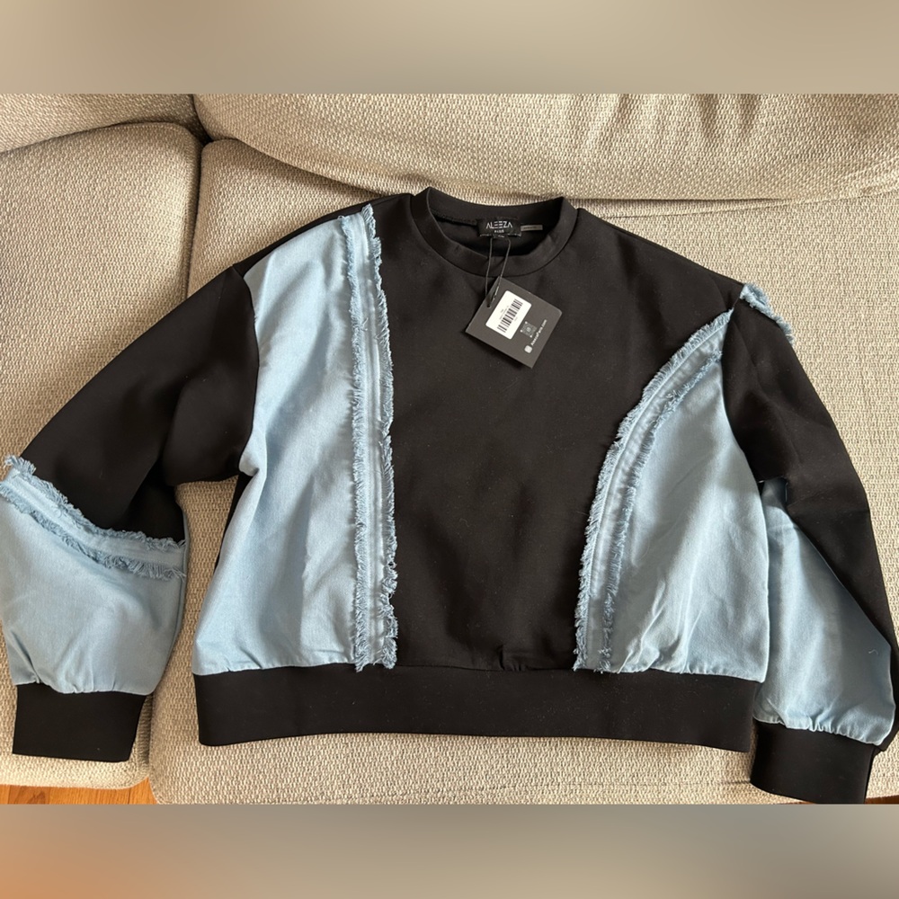 NWT Black and Blue Sweater